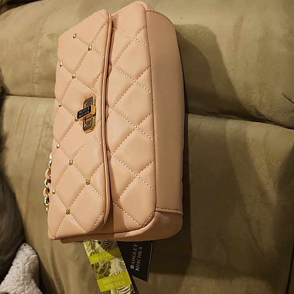 Badgley Mischka Handbags - Badgley Mischka crossbody
